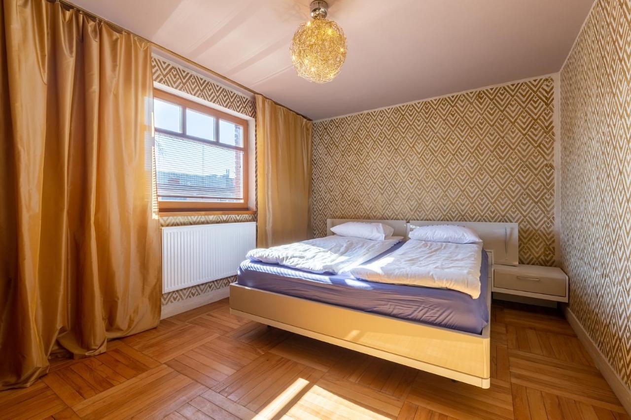 Patek Premium Apartments - Airport Lawica & Mtp & Car Races & International Trade Fairs Skórzewo المظهر الخارجي الصورة